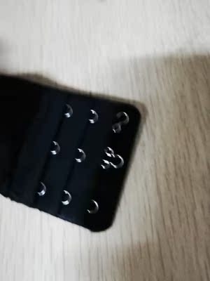 包装很完整  就是有两个小扣木有到好  总体来说还是好的