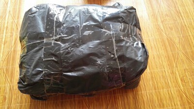 价格挺便宜的。比药店理事会多了。就是感觉做工有点软。卖家发货包装有点太简单了。就拿个袋子一套算完。幸好没有破损。好评吧! 价格挺便宜的。比药店理事会多了。就是感觉做工有点软。卖家发货包装有点太简单了。就拿个袋子一套算完。幸好没有破损。好评吧!