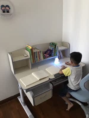 【揭秘】中沪爱童儿童学习桌怎么样，有实体店吗？到底好不好用？