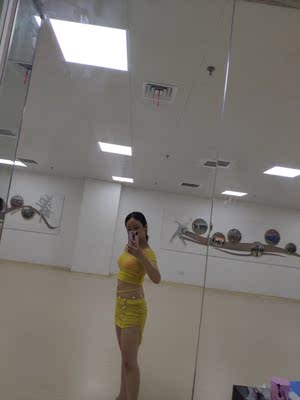 真便宜,团购,好赞,活动力度真大。哈哈。喜欢,就是上身稍微有点紧,感觉不错。弹力大 真便宜,团购,好赞,活动力度真大。哈哈。喜欢,就是上身稍微有点紧,感觉不错。弹力大