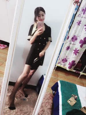 物流很快，收到第一感觉料子很好很舒服，特别喜欢小帽子，满分！