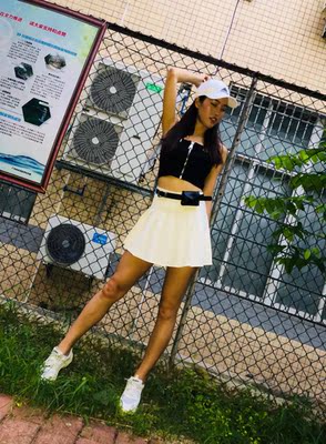 出门回头率杠杠的。衣服很有弹性。穿着不勒肉。简直物美价廉 出门回头率杠杠的。衣服很有弹性。穿着不勒肉。简直物美价廉