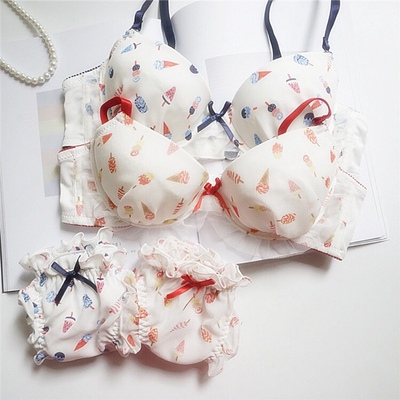 和此买家交流,不由得精神为之一振,自觉七经八脉为之一畅,我在淘宝买了这么多年,所谓阅商无数,但与卖家您交流,我只想说,老板你实在是太好了,你的高尚情操太让人感动了,本人对此卖家之仰慕如滔滔江水连绵不绝,海枯石烂,天崩地裂,永不变心。交易成功后,我的心情是久久不能平静,自古英雄出少年,卖家年纪轻轻,就有经天纬地之才,定国安邦之智,而今,天佑我大中华,沧海桑田5000年,神州平地一声雷,飞沙走石,大雾迷天,朦胧中,只见顶天立地一金甲天神立于天地间,花见花开,人见人爱,这位英雄手持双斧,二目如电,一斧下去,混沌初开,二斧下去,女娲造人,三斧下去,小生倾倒。得此大英雄,实乃国之幸也,民之福,人之初也,怎不叫人喜极而泣……看着交易成功,我竟产生出一种无以名之的悲痛感——啊,这么好的卖家,如果将来我再也遇不到了,那我该怎么办?直到我毫不犹豫地把卖家的店收藏了,我内心的那种激动才逐渐平静下来,可是我立刻想到,这么好的卖家,倘若别人看不到,那么不是浪费心血吗?经过痛苦的思想斗争,我终于下定决心,牺牲小我,奉献大我。我要以此评价奉献给世人赏阅,我要给好评……评到所有人都看到为止! 和此买家交流,不由得精神为之一振,自觉七经八脉为之一畅,我在淘宝买了这么多年,所谓阅商无数,但与卖家您交流,我只想说,老板你实在是太好了,你的高尚情操太让人感动了,本人对此卖家之仰慕如滔滔江水连绵不绝,海枯石烂,天崩地裂,永不变心。交易成功后,我的心情是久久不能平静,自古英雄出少年,卖家年纪轻轻,就有经天纬地之才,定国安邦之智,而今,天佑我大中华,沧海桑田5000年,神州平地一声雷,飞沙走石,大雾迷天,朦胧中,只见顶天立地一金甲天神立于天地间,花见花开,人见人爱,这位英雄手持双斧,二目如电,一斧下去,混沌初开,二斧下去,女娲造人,三斧下去,小生倾倒。得此大英雄,实乃国之幸也,民之福,人之初也,怎不叫人喜极而泣……看着交易成功,我竟产生出一种无以名之的悲痛感——啊,这么好的卖家,如果将来我再也遇不到了,那我该怎么办?直到我毫不犹豫地把卖家的店收藏了,我内心的那种激动才逐渐平静下来,可是我立刻想到,这么好的卖家,倘若别人看不到,那么不是浪费心血吗?经过痛苦的思想斗争,我终于下定决心,牺牲小我,奉献大我。我要以此评价奉献给世人赏阅,我要给好评……评到所有人都看到为止!