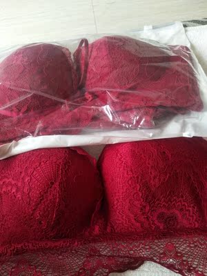 很好看的一款内衣，聚拢效果非常好，值得购买。