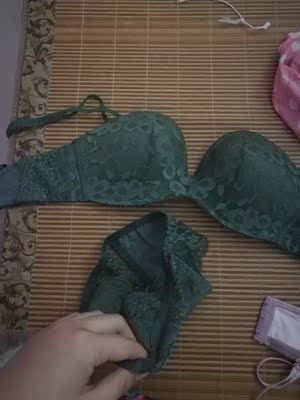 内裤很性感 内衣设计也很好