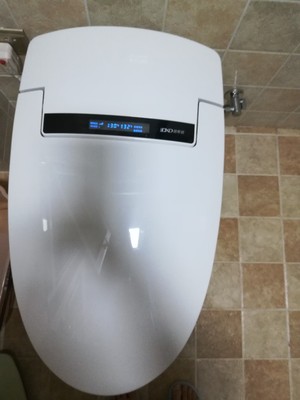 【揭秘】德希顿马桶怎么样,智能马桶哪里产的?质量很差是真的吗