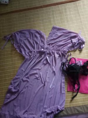 美衣收到了,老婆很喜欢😄她穿上后我也很喜欢,面料很舒服,还有送的小礼物也超赞👍🏻能增添夫妻之间的感情,喜欢的就赶紧买吧。快递也很给力,都是保密发货的。而且装的袋子也不错哦,客服态度也很好,满分好评 美衣收到了,老婆很喜欢😄她穿上后我也很喜欢,面料很舒服,还有送的小礼物也超赞👍🏻能增添夫妻之间的感情,喜欢的就赶紧买吧。快递也很给力,都是保密发货的。而且装的袋子也不错哦,客服态度也很好,满分好评