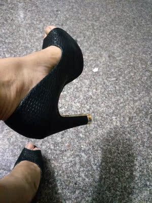 宝贝收到了  我好喜欢你  是我想要的鞋子 要买的亲们赶紧下手不要犹豫