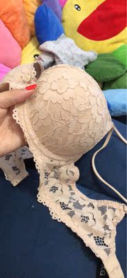 我太喜欢这家内衣👙啦朋友说穿着特别舒服我心里特别开心也很有面子呦！出新款我还买😄