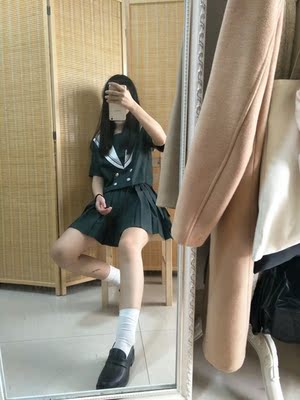 这个袜子怎么说呢……和别家带起来没有别家的好,勒的很紧,非常紧,站起来还好看不出来被勒出来的肥肉,但是放松(坐下)的时候,简直惨不忍睹,不过黑色还是算好的,白色简直了……勒得我都忍不住怀疑我是不是需要再减减肥?我被勒那么多肥肉出来果然还是因为我太肥了?我真的减肥成功了?不会是我又肥回来了吧?白色的的袜子真的让我不禁有这种想法在脑子里转来转去……习惯好评 这个袜子怎么说呢……和别家带起来没有别家的好,勒的很紧,非常紧,站起来还好看不出来被勒出来的肥肉,但是放松(坐下)的时候,简直惨不忍睹,不过黑色还是算好的,白色简直了……勒得我都忍不住怀疑我是不是需要再减减肥?我被勒那么多肥肉出来果然还是因为我太肥了?我真的减肥成功了?不会是我又肥回来了吧?白色的的袜子真的让我不禁有这种想法在脑子里转来转去……习惯好评