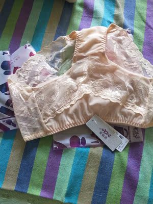 今天货到了,虽然中间有个小插曲,但是解决了,一直在买你家的货因为质量不错,以后还会光顾的 今天货到了,虽然中间有个小插曲,但是解决了,一直在买你家的货因为质量不错,以后还会光顾的