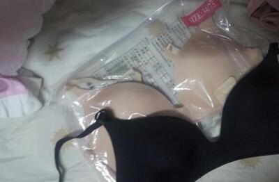 不要怪我不提醒你们，不去&rarr;刚合适&larr;领个省折卷就跑来买，你们要后悔的。&rarr;刚合适&larr;是公.仲.號哦。哈哈。挺舒服的，没有钢圈，每个都是独立包装，很满意。码正    舒服。舒服，便宜，夏天穿很赞可以可以，穿着很舒适，比较薄，适合夏天，质量挺好的，颜色也正，穿上舒服款式不错，简单大方。颜色比较好搭配衣服。