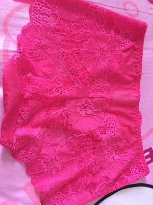 超美,性感,选了3条红色,基本算不掉色,中码和大码一样能穿,实体店至少15一条,喜欢的赶紧入手吧 超美,性感,选了3条红色,基本算不掉色,中码和大码一样能穿,实体店至少15一条,喜欢的赶紧入手吧