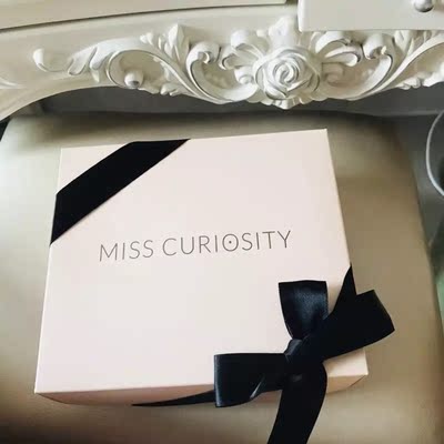 在小红书种草的,感觉样式非常好看,因为价格不贵平时一个内裤的价格就能在这里买一套内衣,所以也没报太大希望。包装非常精美,像逼逼一件贵重继续,穿上还蛮舒服的。对得起这个价格,有合适的款式还会回购。 在小红书种草的,感觉样式非常好看,因为价格不贵平时一个内裤的价格就能在这里买一套内衣,所以也没报太大希望。包装非常精美,像逼逼一件贵重继续,穿上还蛮舒服的。对得起这个价格,有合适的款式还会回购。