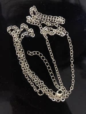 亮晶晶的还不错,跟我的脐钉挺配的 亮晶晶的还不错,跟我的脐钉挺配的