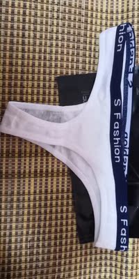 质量很好,穿着也好看,也不觉得哪里不舒服,纯棉的 质量很好,穿着也好看,也不觉得哪里不舒服,纯棉的