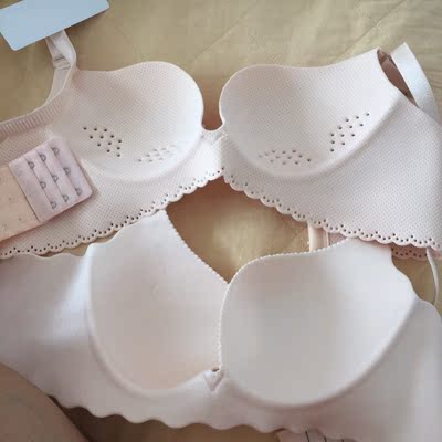 还不错 看上去很舒服 刚到还没洗