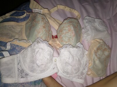 东西收到了 物流还不错 一取回快递就回家试了下 合身 面料也不错 然后我就洗了再穿 个人习惯 贴身衣 新的也要洗一下😄 我是第一次穿这种偏薄的内衣 有点不太习惯 但是舒服 底裤有点透 但是不影响 一次买了两个 都比较喜欢 一个是雪白色 一个是比较小清新的款式 颜值和面料都不错 我也是第一次在这家买 以后穿着舒服 会再多多回购的😄 东西收到了 物流还不错 一取回快递就回家试了下 合身 面料也不错 然后我就洗了再穿 个人习惯 贴身衣 新的也要洗一下😄 我是第一次穿这种偏薄的内衣 有点不太习惯 但是舒服 底裤有点透 但是不影响 一次买了两个 都比较喜欢 一个是雪白色 一个是比较小清新的款式 颜值和面料都不错 我也是第一次在这家买 以后穿着舒服 会再多多回购的😄