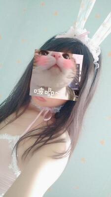 男票一定要我穿这个，❀(๑╯◡╰๑)❀，不过实际效果还不错啦，男票说要我一直做他听话的小兔子，嘿嘿，甜蜜死了~