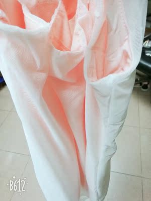 宝贝收到了，衣服质量很好，店家服务态度也好，很满意