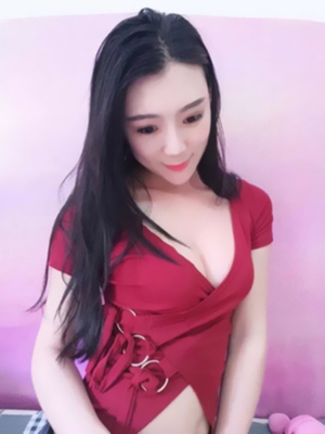 宝贝收到了，包装很精致，试穿了一下戴着特别舒服，聚拢效果特别好，身材一下感觉特别挺，肉肉也没有了，质量很不错，对小胸的姐妹们简直就是福音，以前我都不敢穿露肩装或是大V领，现在都敢大秀了！卖家人真的很好，很愉快的一次购物，物流也快，全5分好评，棒棒哒。超级喜欢。