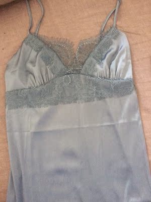 很好看，料子很滑。