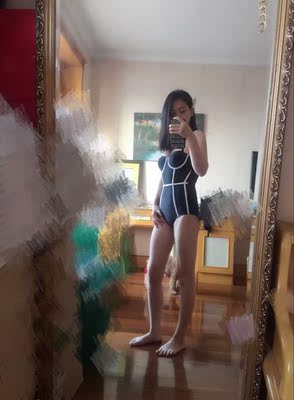 泳衣收到了，穿起来真的好喜欢,很显身材。