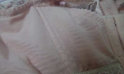 这家店的内衣真的挺棒的，以前都不敢在网上买内衣，在朋友介绍下，抱着尝试的心态，结果真的挺不错的，穿着舒适又好看，物流也很快，满意。