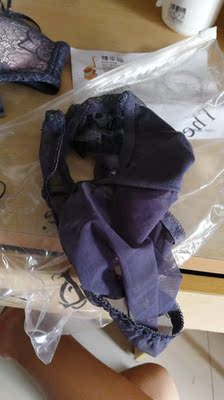 挺好的内衣，颜色很喜欢，面料也很舒适，一直都在这家买因为拍小了个码，卖家积极的给换了大一号的，还送了加长扣，值得购买