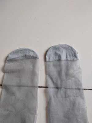 就是袜子的前段步一样长 其它挺好的 就是袜子的前段步一样长 其它挺好的