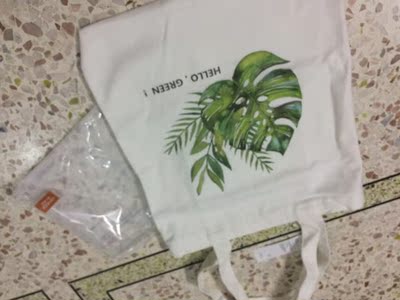 淘宝5,6年了,第一次买到尺码那么准,罩杯那么合适的内衣,夏天薄薄的料子最合适了,袋子细细的很合适穿吊带裙,都不用换肩带了的,赞赞赞,以后就你家了 淘宝5,6年了,第一次买到尺码那么准,罩杯那么合适的内衣,夏天薄薄的料子最合适了,袋子细细的很合适穿吊带裙,都不用换肩带了的,赞赞赞,以后就你家了