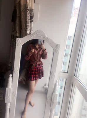 一套特好看,质量也超好,客服妹子推荐的没错,裙子也可以单独搭配任何上衣,总之很美穿上很有一种学生制服的诱惑,制服趴可以穿。 一套特好看,质量也超好,客服妹子推荐的没错,裙子也可以单独搭配任何上衣,总之很美穿上很有一种学生制服的诱惑,制服趴可以穿。