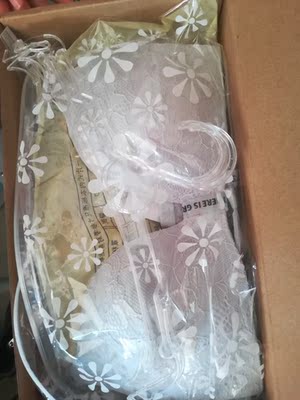 很舒服，很好看，屯了好几件了，开森^_^