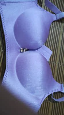 宝贝跟描述的一样，质量很好，推荐的尺码合身，好评必须的