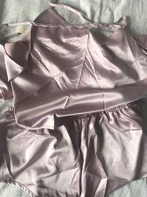 己是第二次购买了,穿着很舒服,不贴身,会推荐给朋友们的 己是第二次购买了,穿着很舒服,不贴身,会推荐给朋友们的