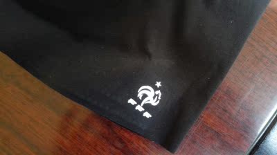 是正品哦，质量很好，推荐亲们购买！