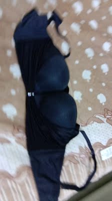 内衣一直是伊维斯的,很舒服!聚拢效果很好! 内衣一直是伊维斯的,很舒服!聚拢效果很好!