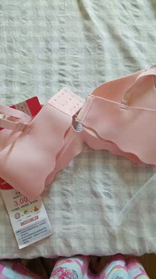 很好是我喜欢的款，朋友也喜欢，已经经给她网店名了，她自己来拍，质量很好，下次还来。