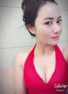 收货就迫不及待赶紧拿来试戴，效果真的很不错，为什么我没有早发现这个！棒的不要不要的，实在是太爱了，贴上超棒的啦，女孩子夏天穿露肩的裙子很尴尬，这个刚好解决了我的烦恼，这次再也不担心因为夏天穿纱裙裸内内啦，嗯哪，下次还来。很好的东东。物流可快了，服务态度很好。爱死这家店了