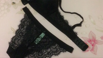 真的超美啊,蕾丝柔软有质感,罩杯薄而有型,内裤太美啦! 真的超美啊,蕾丝柔软有质感,罩杯薄而有型,内裤太美啦!