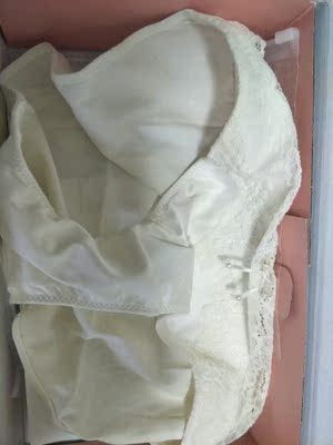 面料很好，特别柔软，内衣都她们家的。几年来都很迷上夏娃的诱惑了