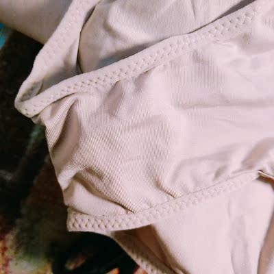 终于收到我需要的宝贝了，东西很好，价美物廉，谢谢掌柜的！无论是态度还是对物品，我都非常满意的。掌柜态度很专业热情，有问必答，回复也很快，我问了不少问题，他都不觉得烦，都会认真回答我，这样的好掌柜可不多。再说宝贝，正是我需要的，收到的时候包装完整，不得不得竖起大拇指。下次需要的时候我还会再来的，到时候麻烦掌柜给个优惠哦！