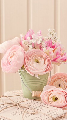 衣服有点小贵,但质量不错,衣服里面放了香包,穿起来凉快又舒服 衣服有点小贵,但质量不错,衣服里面放了香包,穿起来凉快又舒服