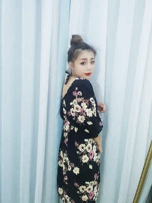 泳衣美美哒 质量挺好的 要去游泳 买了套泳衣 穿上舒适哈 满意