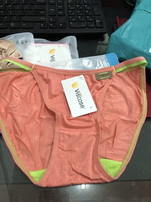 款式好喜欢 颜色也好喜欢 价钱不贵 以后还在你家买 款式好喜欢 颜色也好喜欢 价钱不贵 以后还在你家买