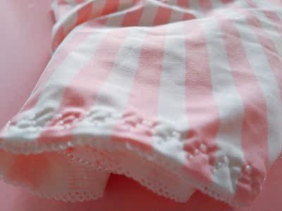 _(´ཀ`」 ∠)__ 打折买的,手感好的没话说,又不算贵,这个款还是无痕的,颜色也正,舍不得用 _(´ཀ`」 ∠)__ 打折买的,手感好的没话说,又不算贵,这个款还是无痕的,颜色也正,舍不得用