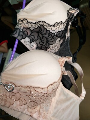 还不错哦，手感很好，很滑