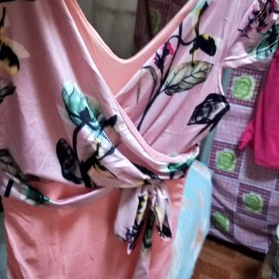 收到货了,挺实惠的衣服穿着舒服,直得够买,朋友也说好看 收到货了,挺实惠的衣服穿着舒服,直得够买,朋友也说好看