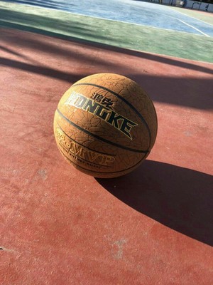 真实使用感受鸿克篮球怎么样,鸿克质量如何,值得入手吗