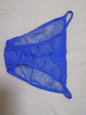 第二次购买了喔,窄边的裤裤穿起来真的很舒服,都不想再穿别的款啦,客服回复很及时,物流也很快。(*∩_∩*) 还有赠品小镜子很漂亮,还会回购喔 第二次购买了喔,窄边的裤裤穿起来真的很舒服,都不想再穿别的款啦,客服回复很及时,物流也很快。(*∩_∩*) 还有赠品小镜子很漂亮,还会回购喔